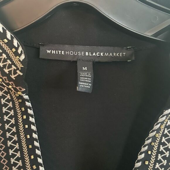White House Black Market Deep V Neck Black Embroidered Shift Dress SZ M - Picture 3 of 7